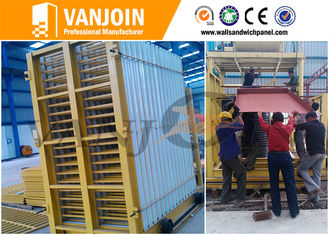 China Vertical Mould Continuous Sandwich Panel Production Line For Fireproof Wall Panel supplier